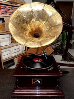 Gramophone with Golden Horn to Play 78 RPM Records. Video Available