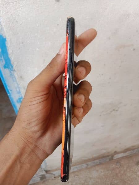 Oppo Reno 5.8/128 .  just panel changed. 1