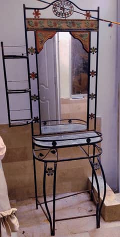 dressing table