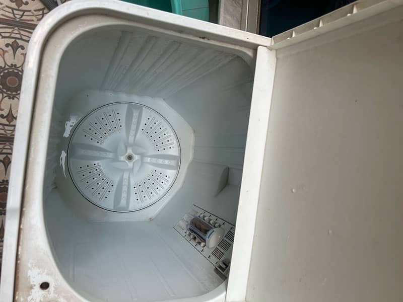 haier washing machine semi Auto 1