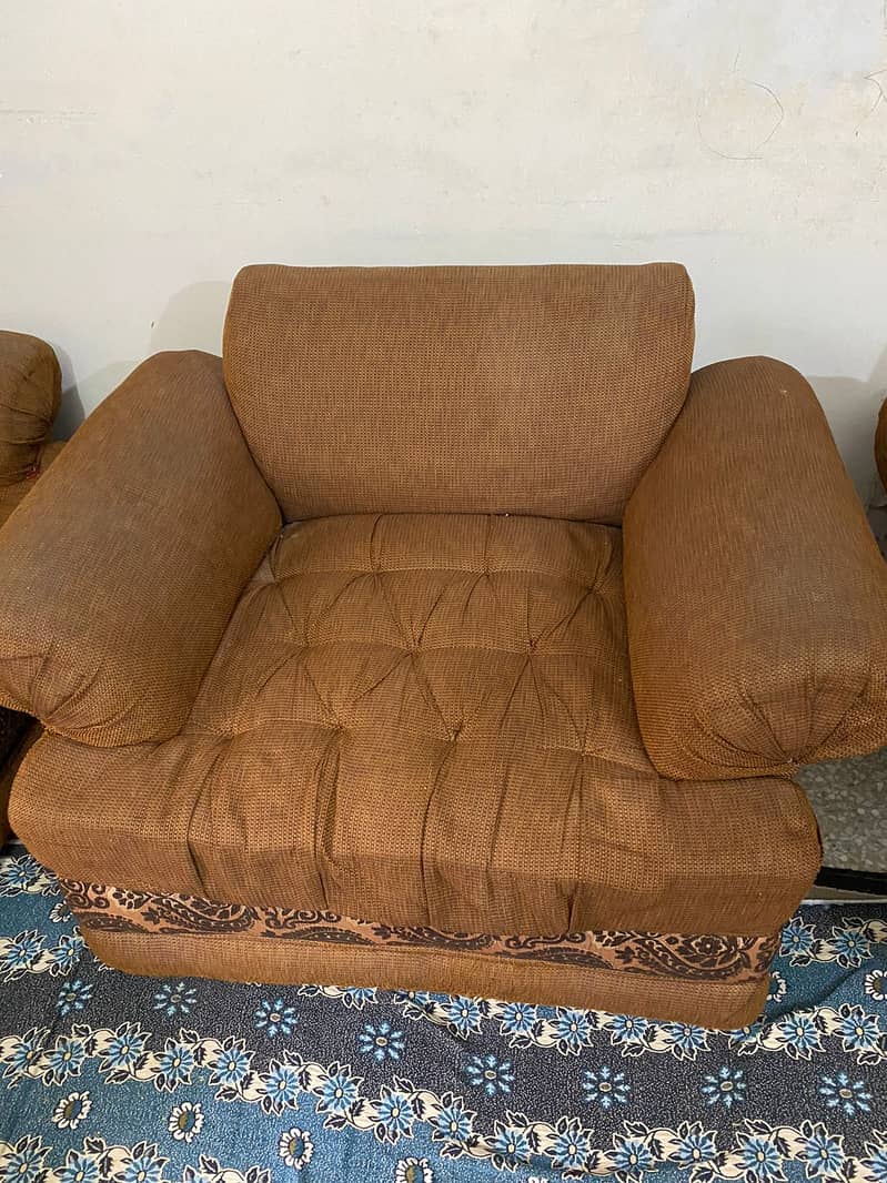 5 Seater Sofa Set (Urgent Sale) 2