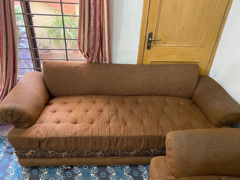 5 Seater Sofa Set (Urgent Sale) 5