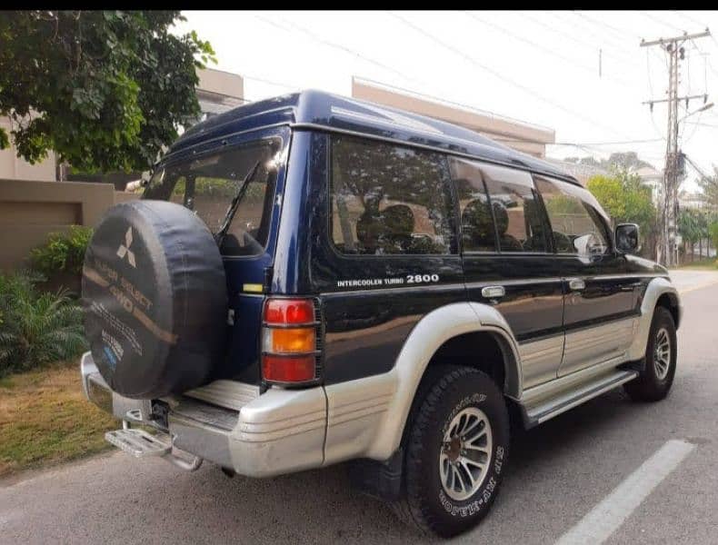 Mitsubishi Pajero 1997 4