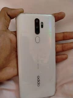 oppo a5 2020 4 128 with charger 10 by 10 exchange with iphone 11