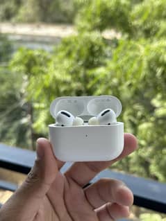 Apple AirPods pro | Wireless earbuds