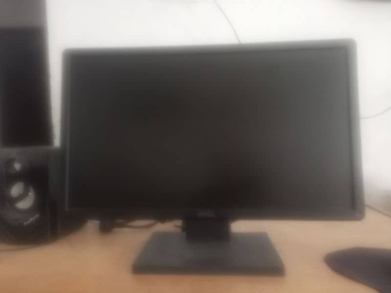 desktop T7510 led 22 inch samsung and woofer  for sale 2