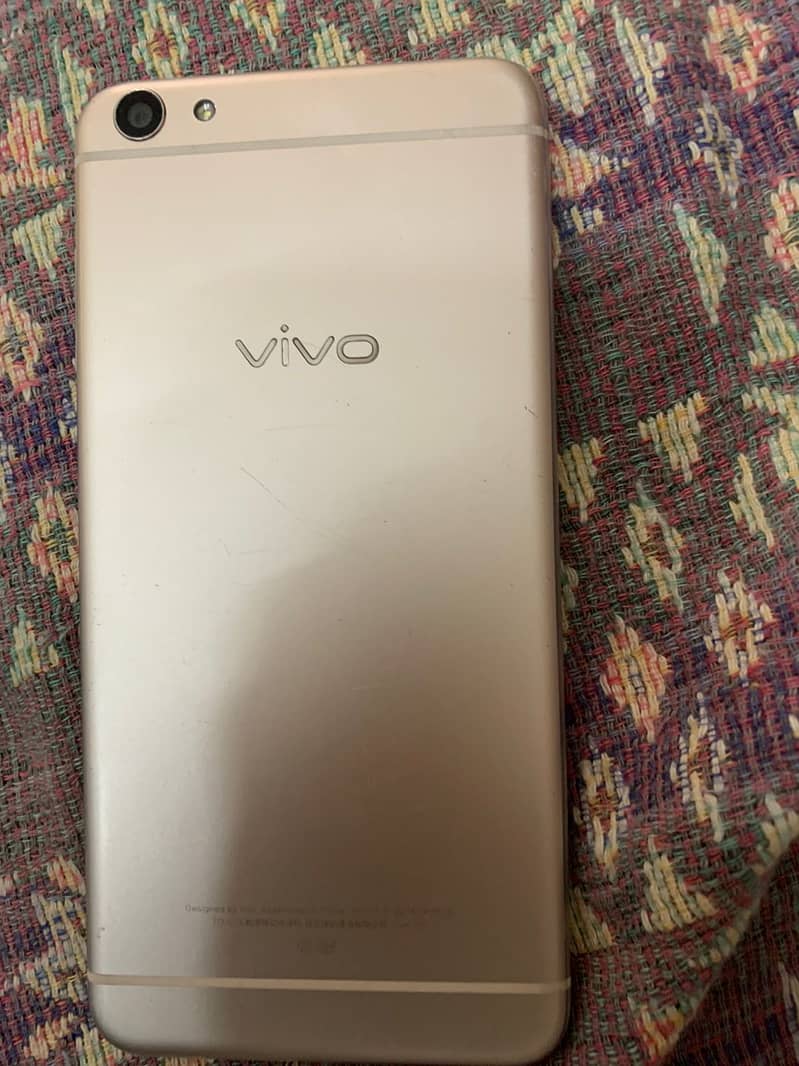 Vivo X7 (pta proved) 1