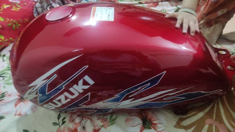 Suzuki gs 150 Tank 4