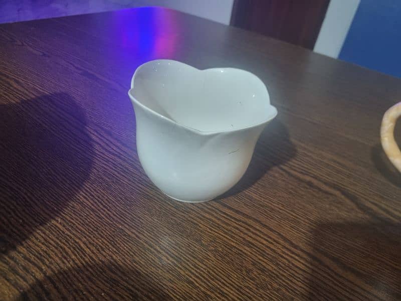 ceramic planter or pot 2