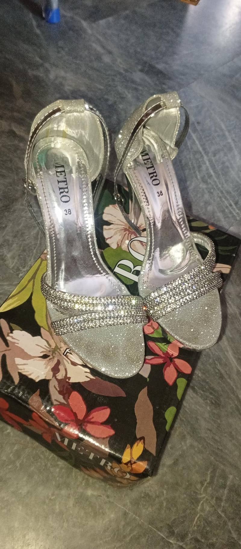 silver heels metro brand 3