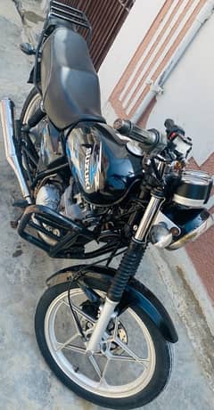 SUZUKI GS-150Se