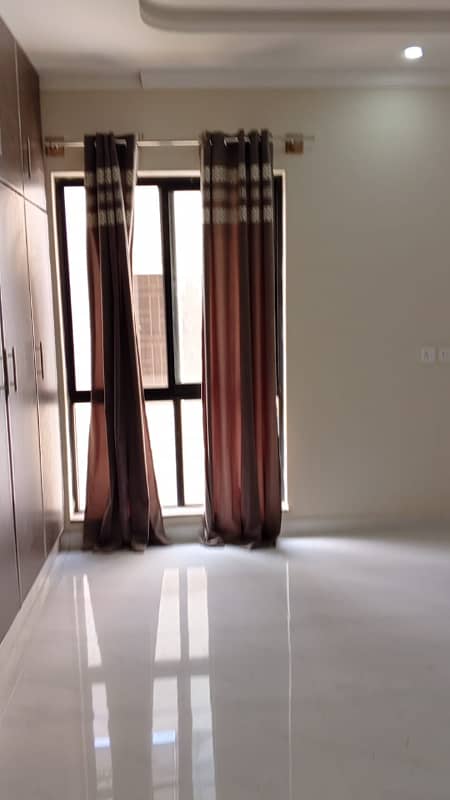 10 MARLA FIRST FLOOR AVAILABLE FOR RENT 2