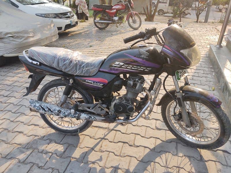 Honda 125 deluxe 10