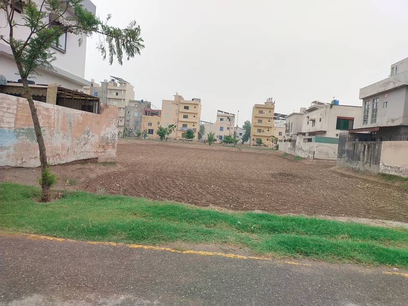 5 Marla Plot For Sale In Khayaban E Zafar Society Lhr. 1