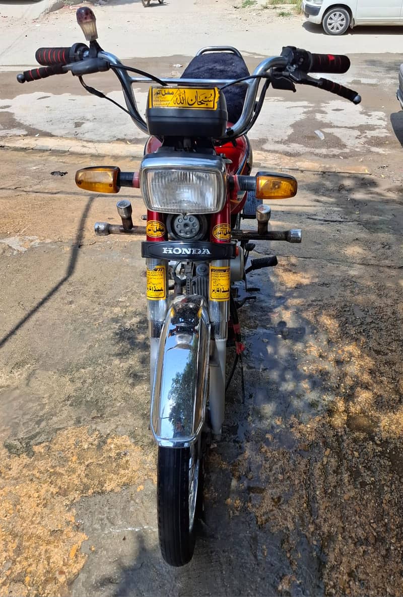 Honda CD 70 2019 3