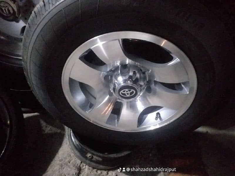 new and usd tyre rime all saiz 8