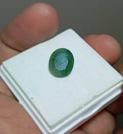 Emerald Zamrud stone