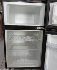 Room fridge condition 10/10 unused