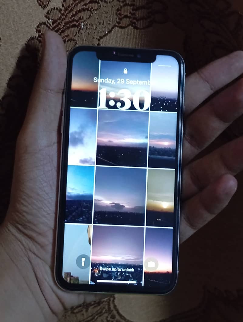 iPhone X 64 GB 7