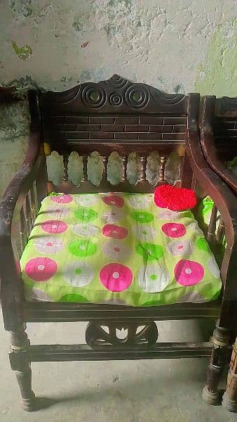 Single Bed 2 chair 1 sofa al condition 10 b 10 3