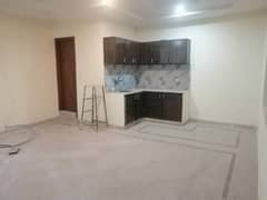 Model Town Link Road Office Sized 400 Square Feet Is Available