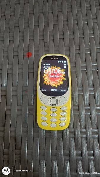 Nokia 3310 yellow color cont num 03165396924 4