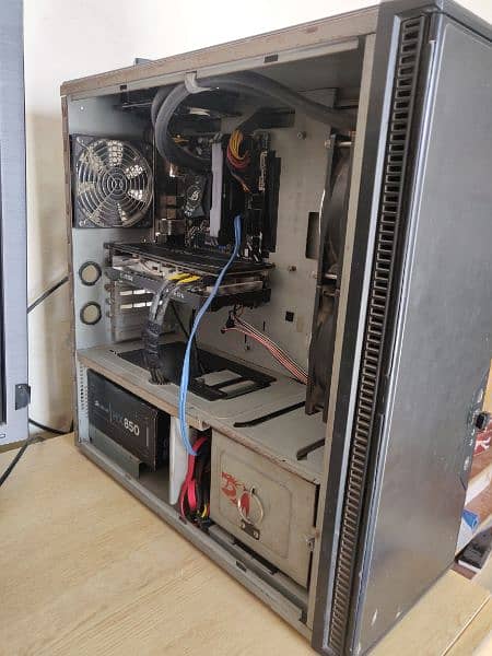 i5 9400f Gigabyte B365m Corsair 32gb WD 500gb HX850 MSI 5700xt 4tb hdd 0