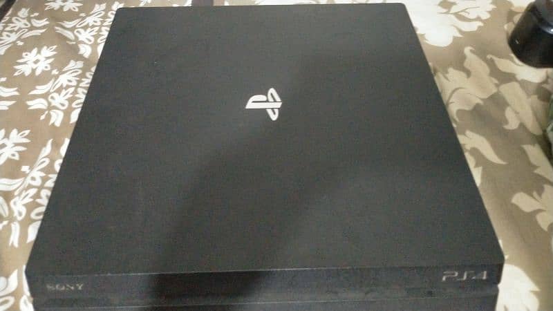 ps 4 pro 0