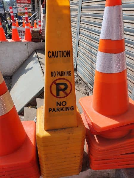 Safety Cones & Barriers 4