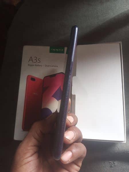 Oppo A3s 2gb16gb 4