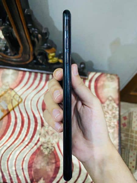 iPhone 7 plus PTA with box
Colour Black. . Girl Used 6