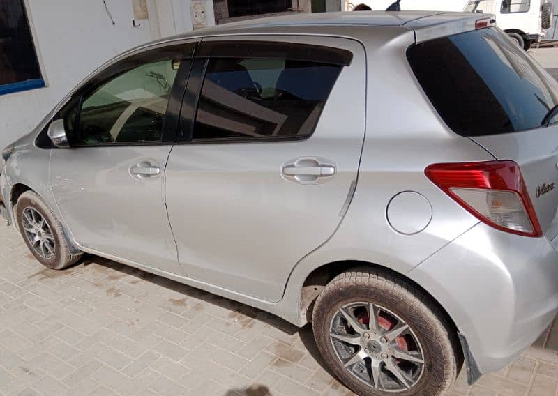 Toyota Vitz 2013 Good Condition 2