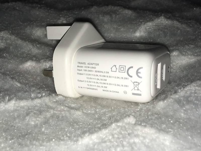 Oraimo Travel Adapter Model: OCW-U94D 3