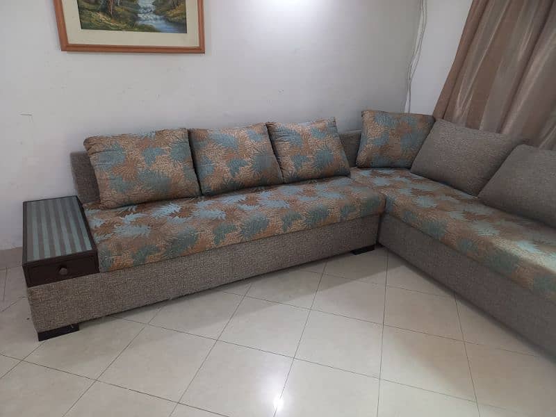 used sofa in best condition 0