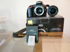 Nikon D5500 DSLR Professional LCD Camera Orignal Battery and Charger.