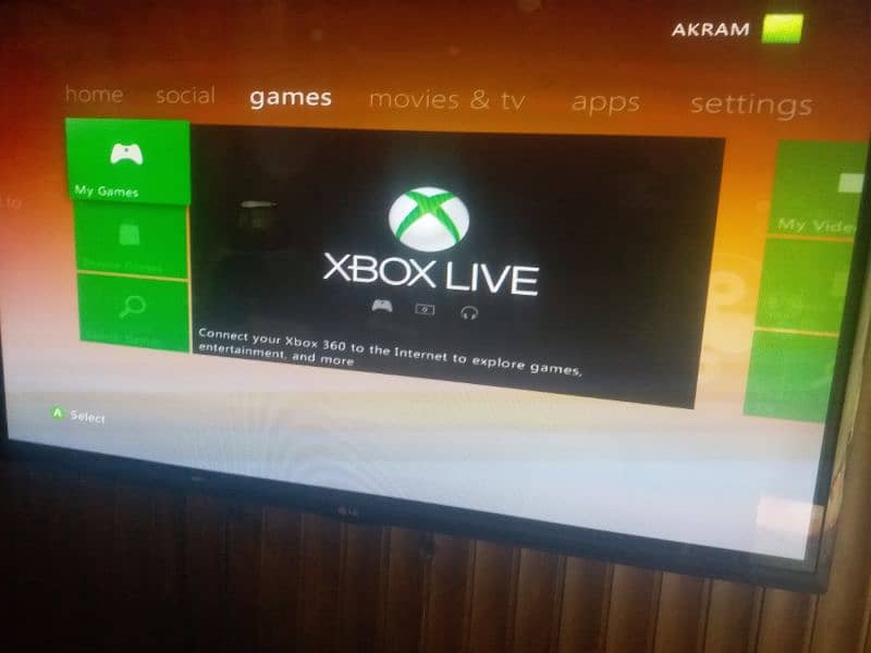 like new xbox 360  max 20 day use . urgant sale 1