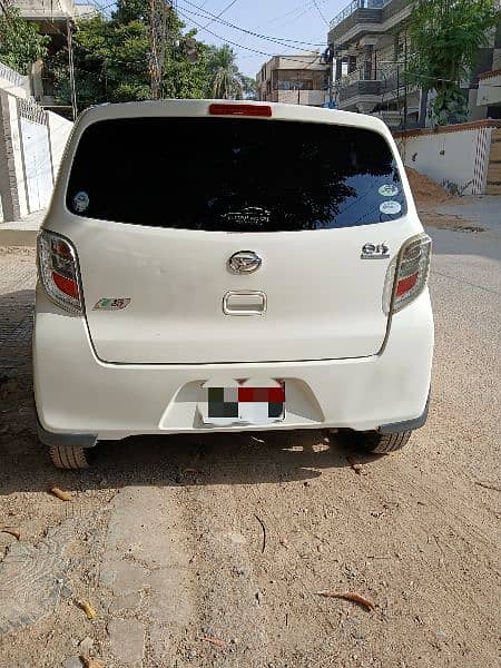 Daihatsu Mira 2016 1