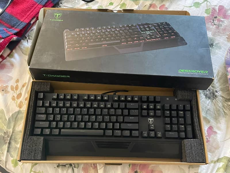 T dagger destroyer gaming keyboard good condition 1