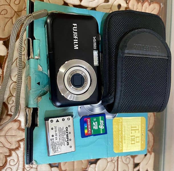 Fujifilm finepix jv210 0