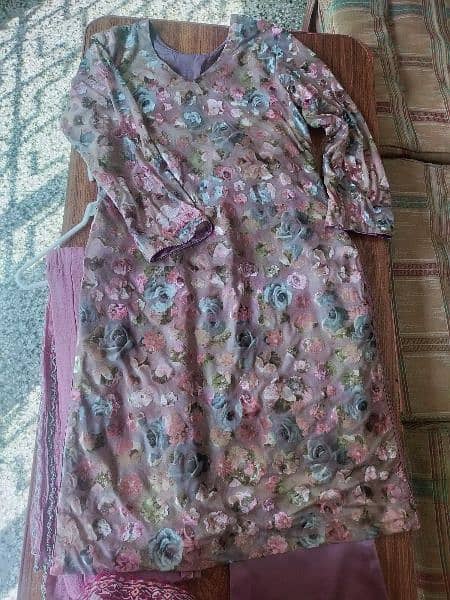 dress in less price  size large size 4