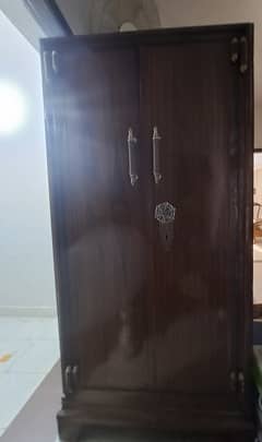 Almari / Wardrobe / Cabinet