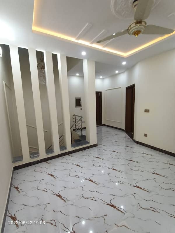 we are offering a 6.5 marla house for sale in bahria home 3