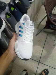 Shoe's for sale intehayi Kam price par