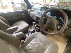 Mitsubishi Pajero 1989