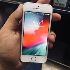 i phone 5s 32gb abhe 2 month sim bhe chly gi