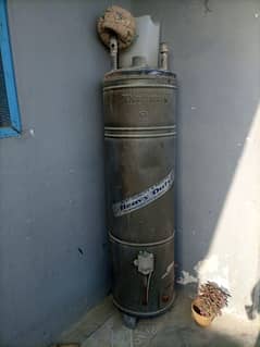 Geyser Urgent Sale