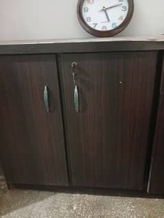 side board 6x6 size brown 5500rs