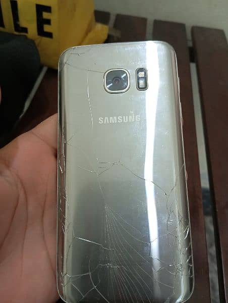 Samsung Galaxy S7 pta 4/32 5