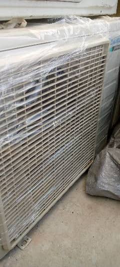 Daikin  1 ton inverter for sale