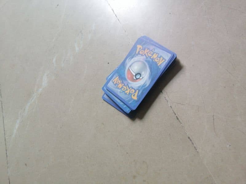 20 pcs pokemon cards 2